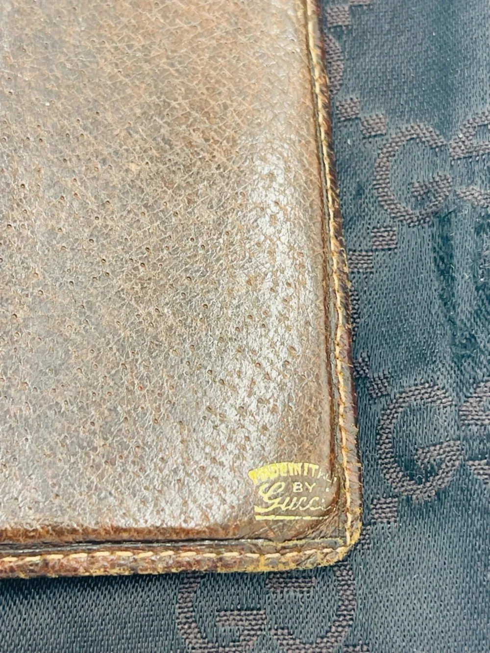 Gucci Brown Leather Bifold Wallet with Gold Logo